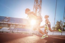 棒球与流体力学解析棒球缝线数量对投球变化弧度的决定性影响