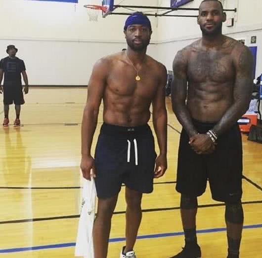 频频给成都 频频给成都