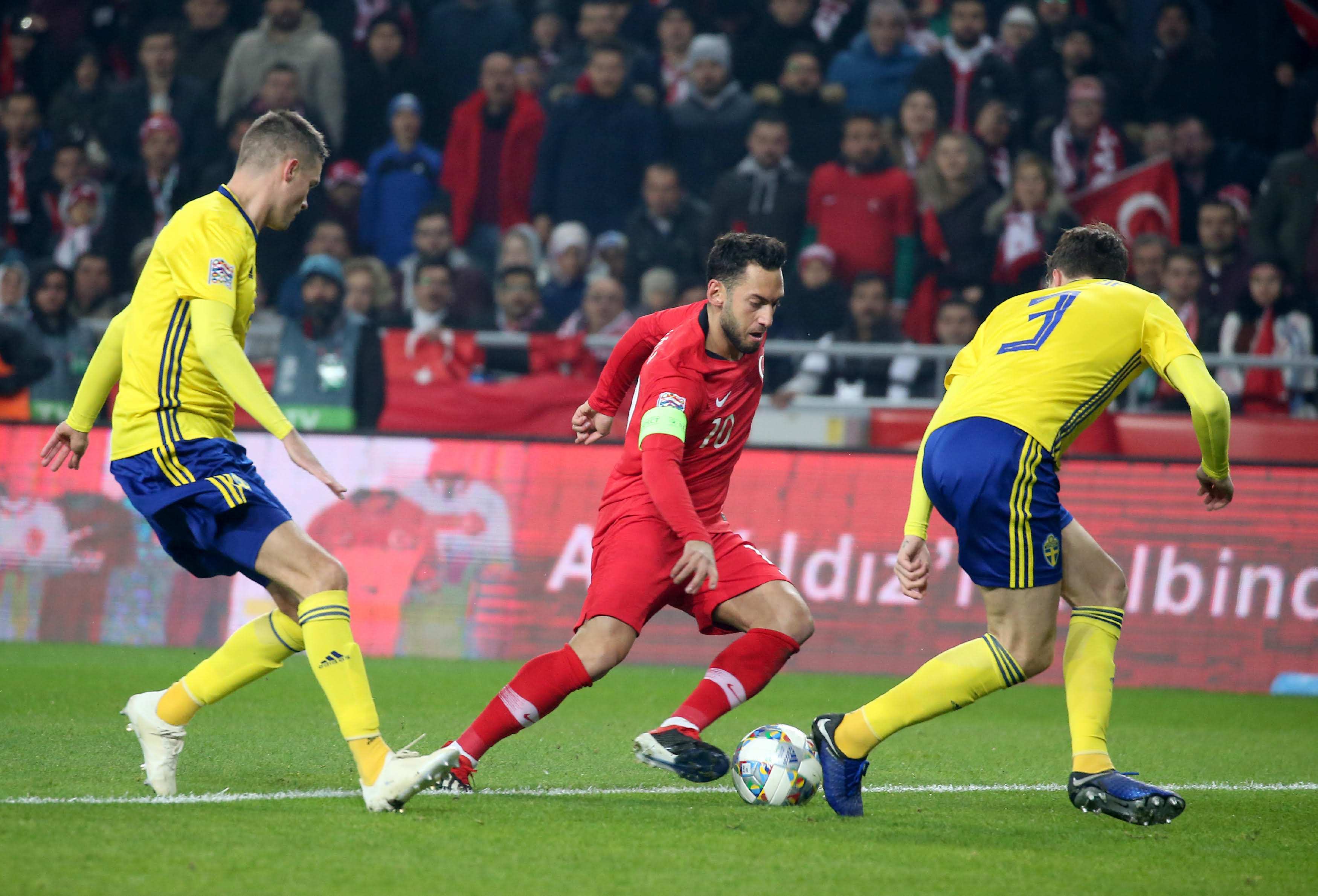 歐足聯官宣洛卡特利當選全場MVP.